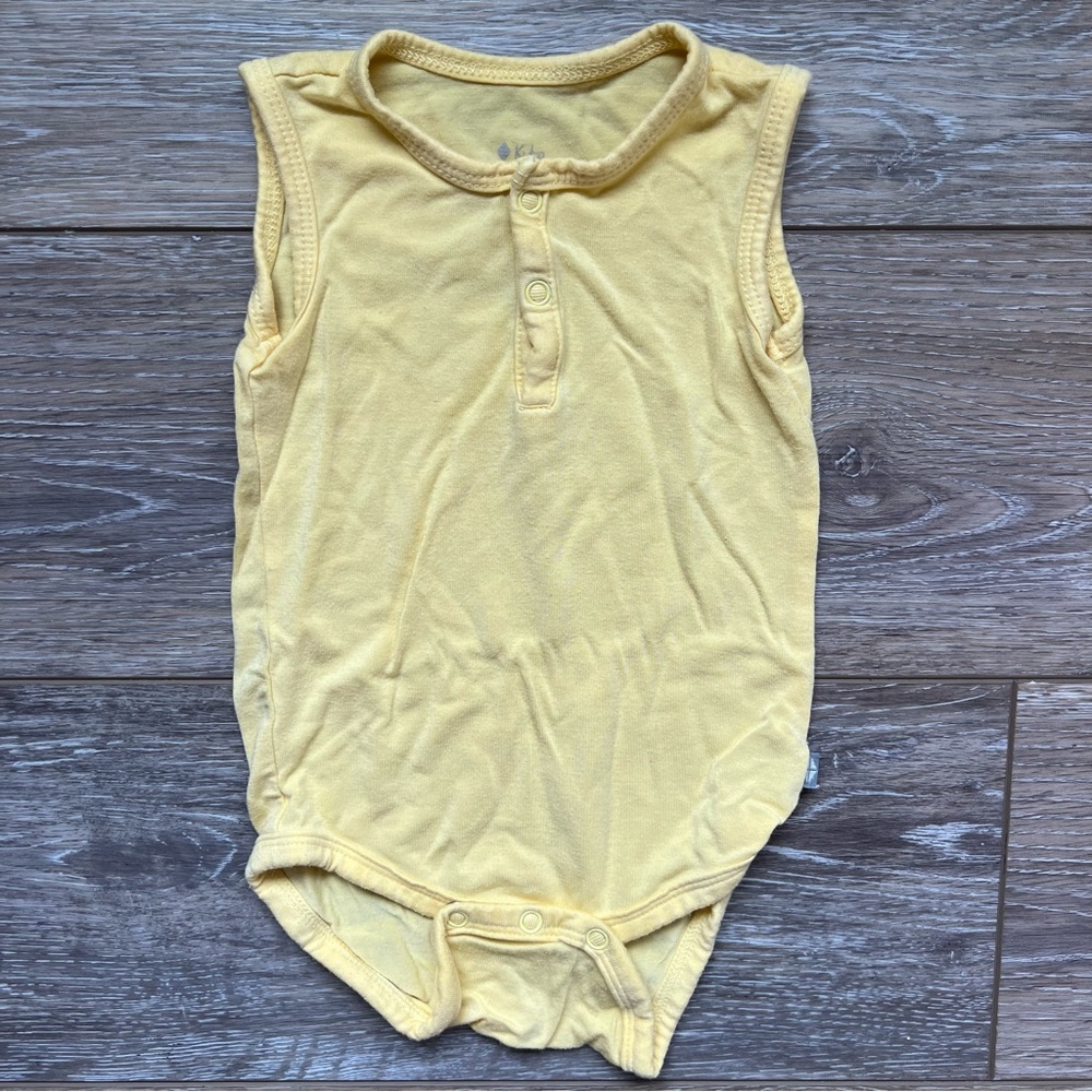 Kyte Baby 0-3M Sleeveless Bodysuit in 🌼 🧺 BUNDLE @ 3 PCS FOR $45 (see below)